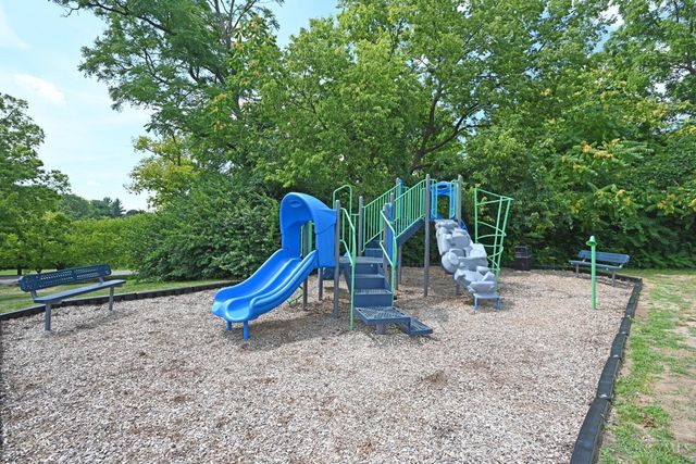 15 Applewood Drive, Fairfield, OH 45014