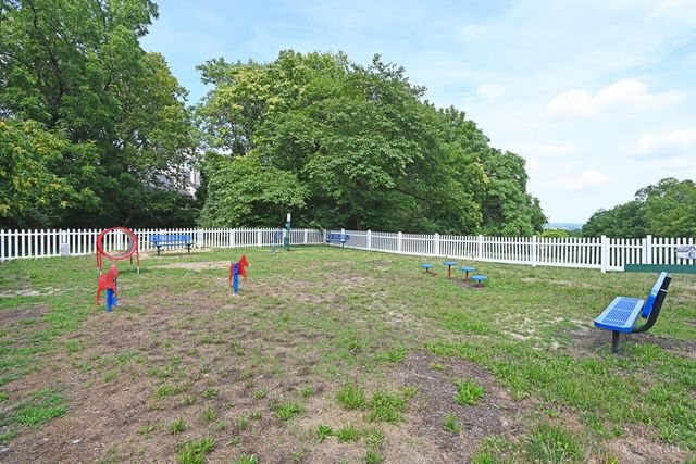 15 Applewood Drive, Fairfield, OH 45014