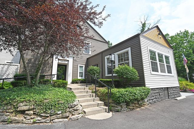 15 Applewood Drive, Fairfield, OH 45014