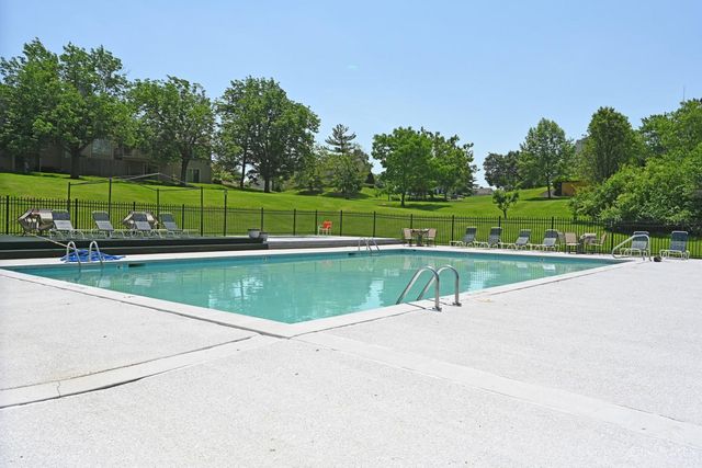 15 Applewood Drive, Fairfield, OH 45014