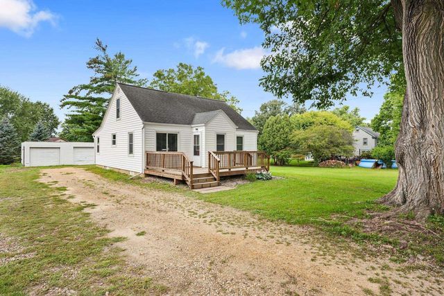 6281 Portage Road, Deforest, WI 53532