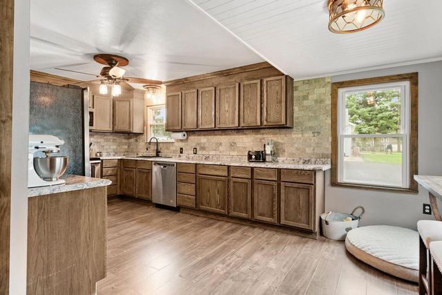 6281 Portage Road, Deforest, WI 53532