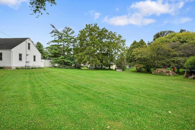6281 Portage Road, Deforest, WI 53532