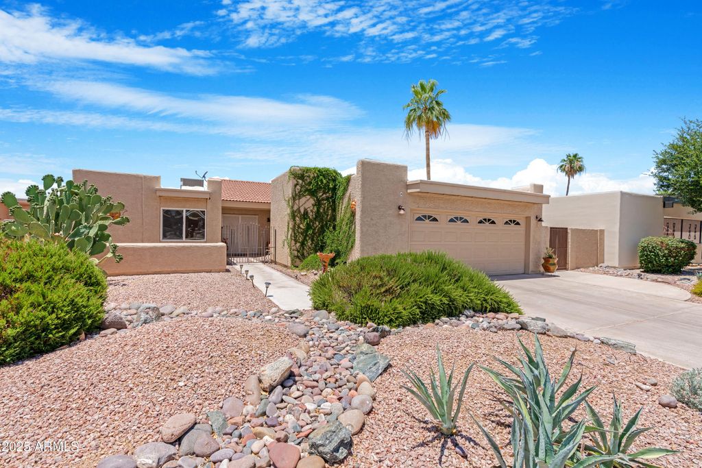 26026 S BRENTWOOD Drive, Sun Lakes, AZ 85248