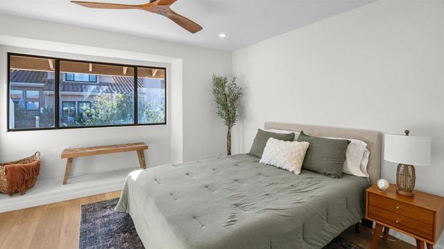 15662 Via Calanova, San Diego, CA 92128