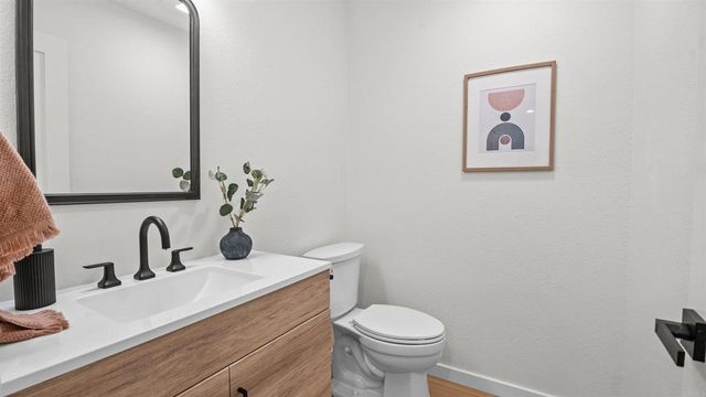15662 Via Calanova, San Diego, CA 92128