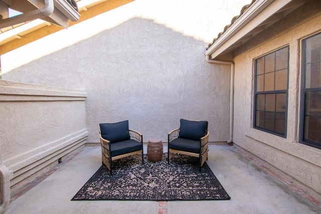 15662 Via Calanova, San Diego, CA 92128