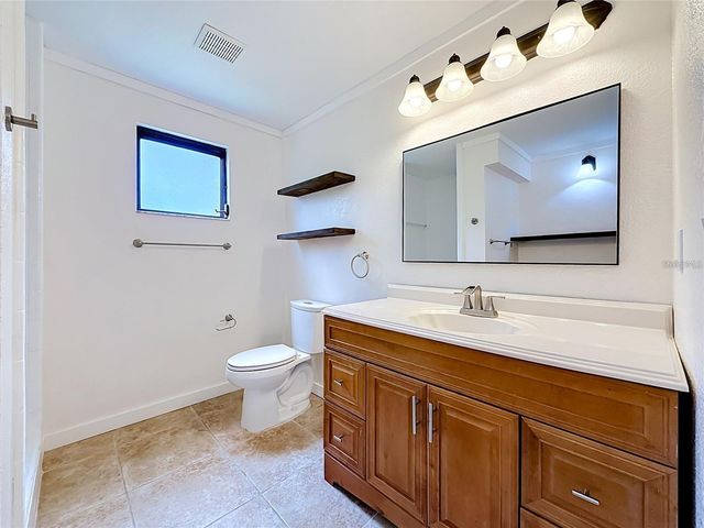12756 POINSETTIA AVENUE, Seminole, FL 33776