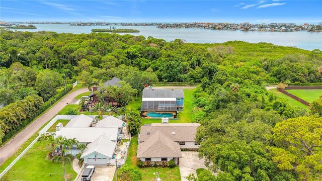 12756 POINSETTIA AVENUE, Seminole, FL 33776