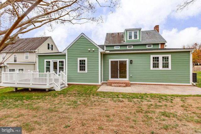 913 SYLVANIA AVE, Fredericksburg, VA 22401