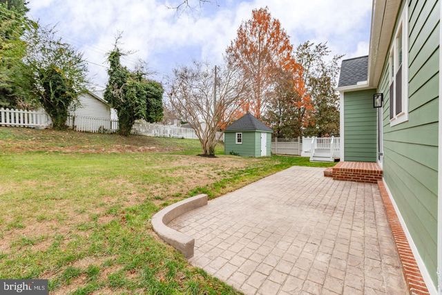 913 SYLVANIA AVE, Fredericksburg, VA 22401