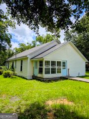 912 5th Avenue, Twin City, GA 30471