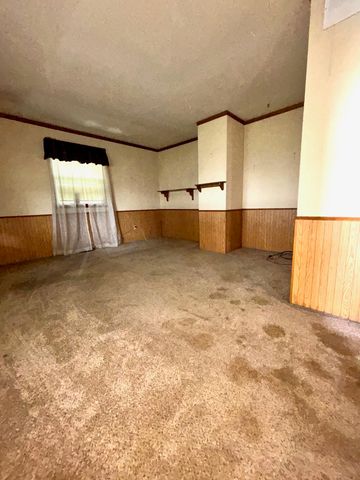 10475 S Hillside St, Mulvane, KS 67110