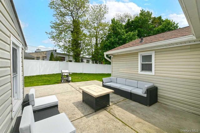 1254 Parkwood Drive, Merrick, NY 11566