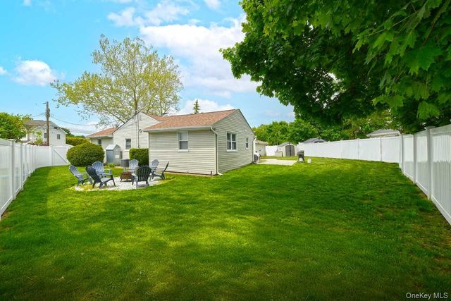 1254 Parkwood Drive, Merrick, NY 11566