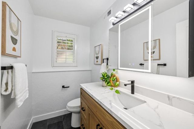 1500 E Campbell Avenue, Campbell, CA 95008