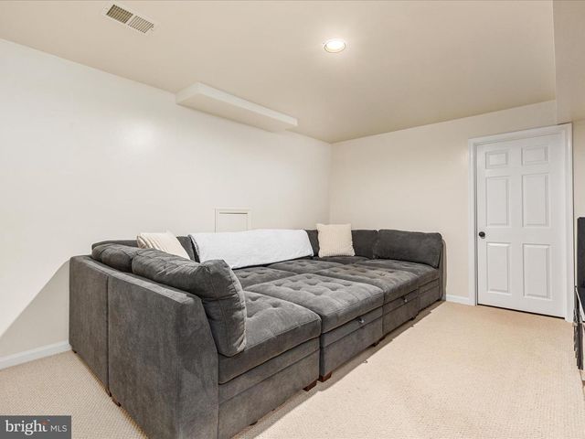 130 MINOR RD, Sterling, VA 20165