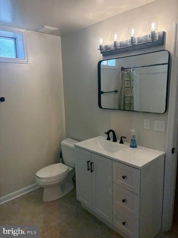 130 MINOR RD, Sterling, VA 20165