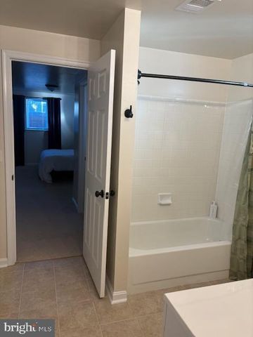 130 MINOR RD, Sterling, VA 20165