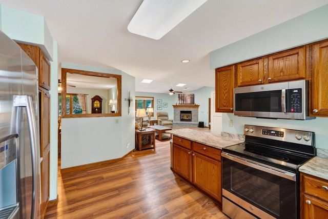 170 Saratoga Circle, Oregon, WI 53575