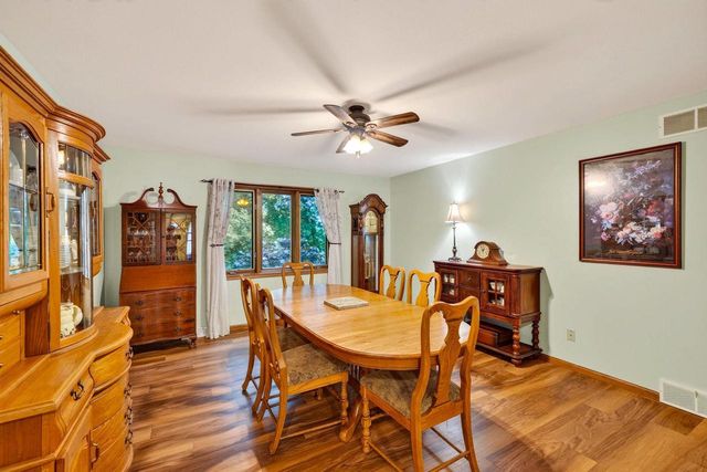 170 Saratoga Circle, Oregon, WI 53575