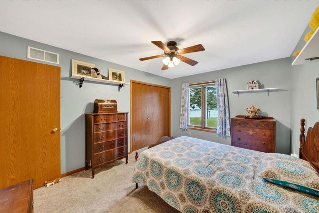 170 Saratoga Circle, Oregon, WI 53575