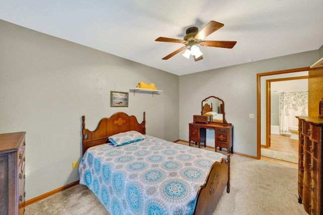 170 Saratoga Circle, Oregon, WI 53575