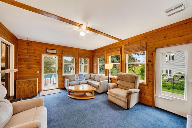 170 Saratoga Circle, Oregon, WI 53575