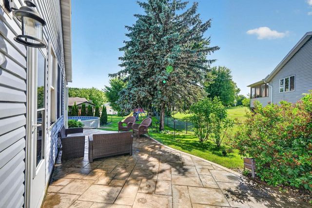 170 Saratoga Circle, Oregon, WI 53575