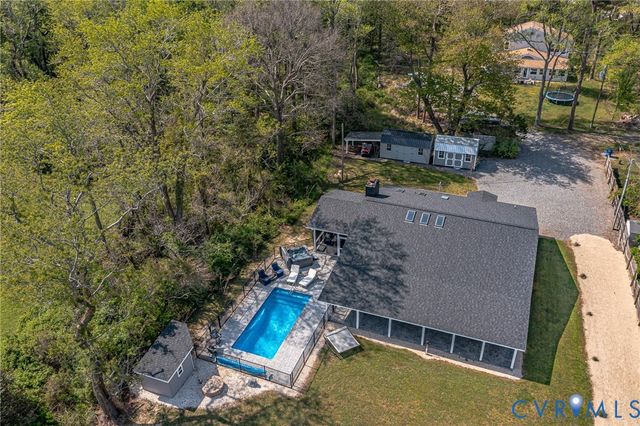 100 Beachfront Dr, Heathsville, VA 22473