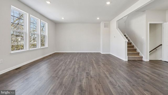 128 WINDING RD, Forks Township, PA 18040