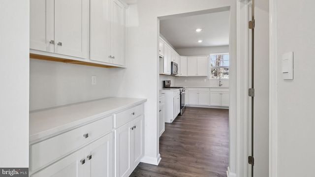 128 WINDING RD, Forks Township, PA 18040