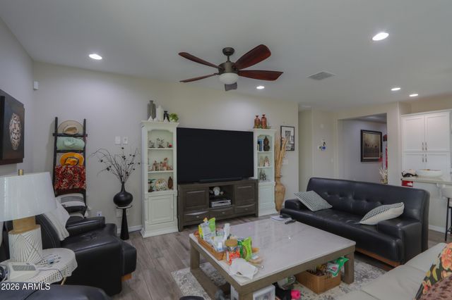 40955 W HALEY Drive, Maricopa, AZ 85138