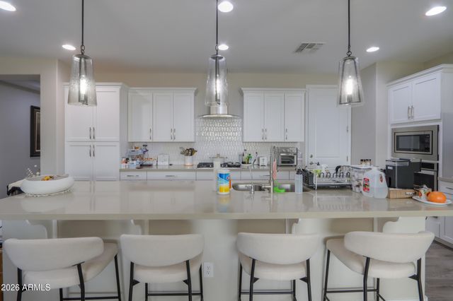 40955 W HALEY Drive, Maricopa, AZ 85138