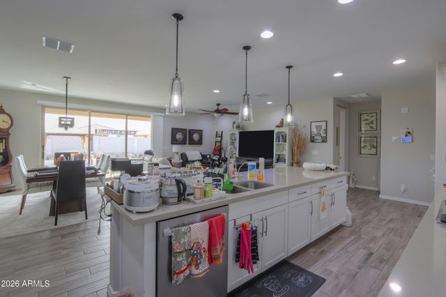 40955 W HALEY Drive, Maricopa, AZ 85138