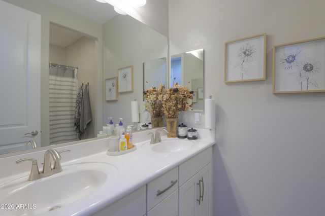 40955 W HALEY Drive, Maricopa, AZ 85138