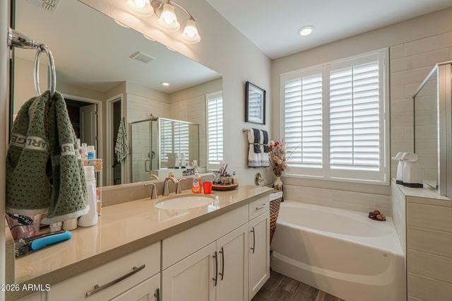 40955 W HALEY Drive, Maricopa, AZ 85138