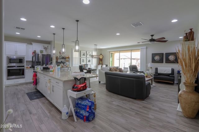 40955 W HALEY Drive, Maricopa, AZ 85138