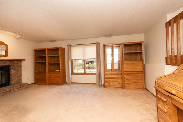 5935 Ashland Place, Johnston, IA 50131