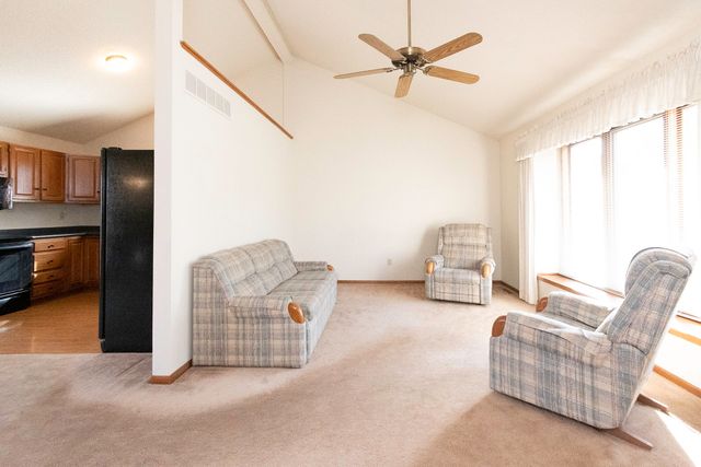 5935 Ashland Place, Johnston, IA 50131