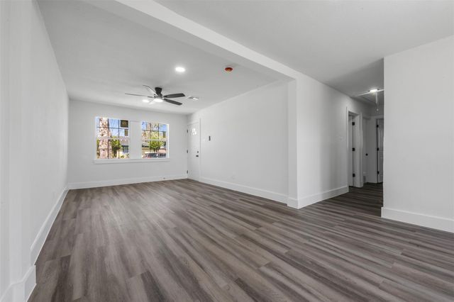 4115 Trail Lake Drive, Houston, TX 77045