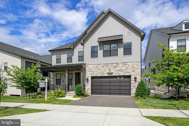 6829 PENNGROVE LN, Bethesda, MD 20817