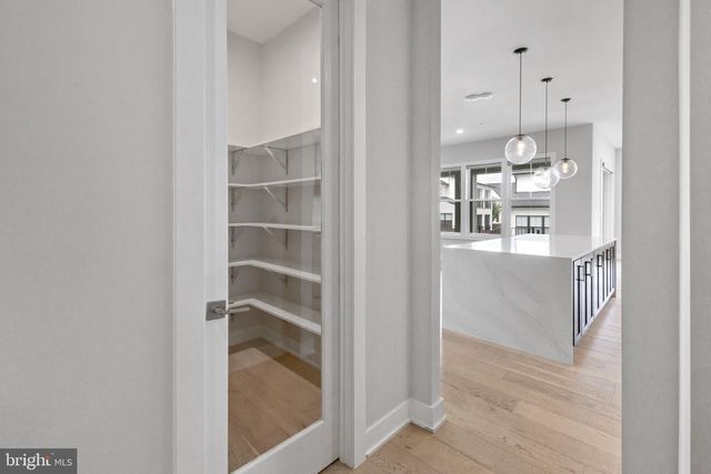 6829 PENNGROVE LN, Bethesda, MD 20817