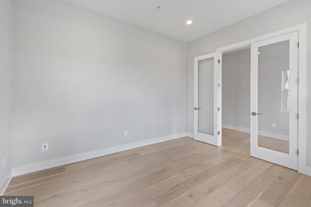 6829 PENNGROVE LN, Bethesda, MD 20817