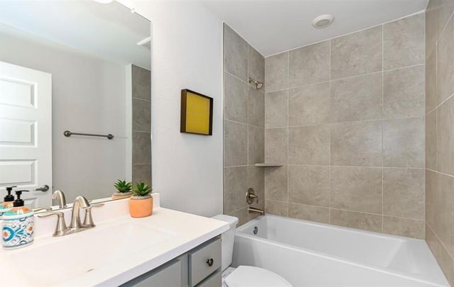 5310 Lafayette Court, Dickinson, TX 77591
