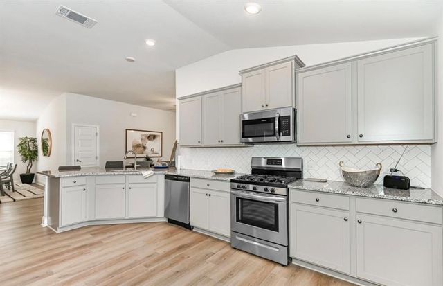 5310 Lafayette Court, Dickinson, TX 77591