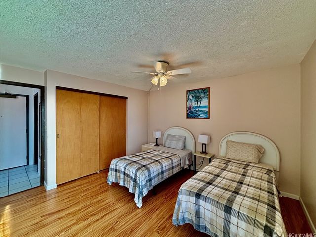 2410 Cleghorn Street 2403, Honolulu, HI 96815