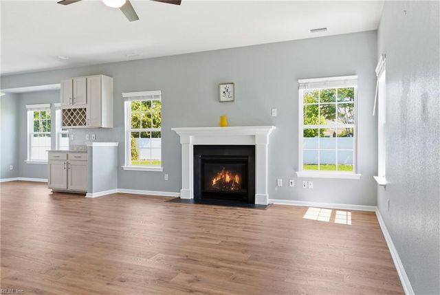 1808 Ashlar LN, Chesapeake, VA 23320