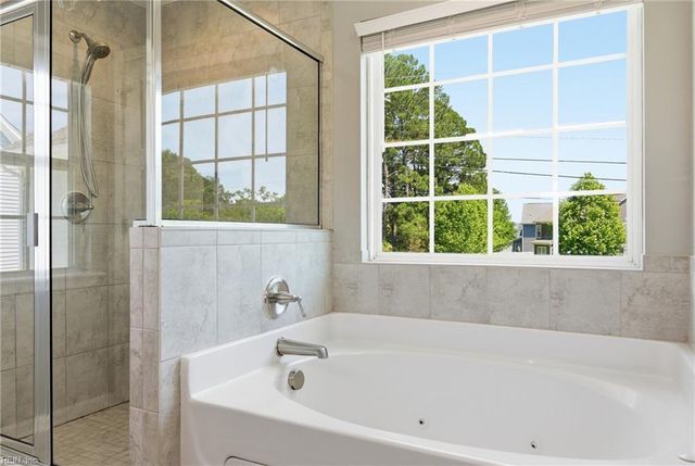 1808 Ashlar LN, Chesapeake, VA 23320