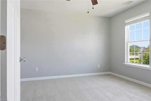 1808 Ashlar LN, Chesapeake, VA 23320